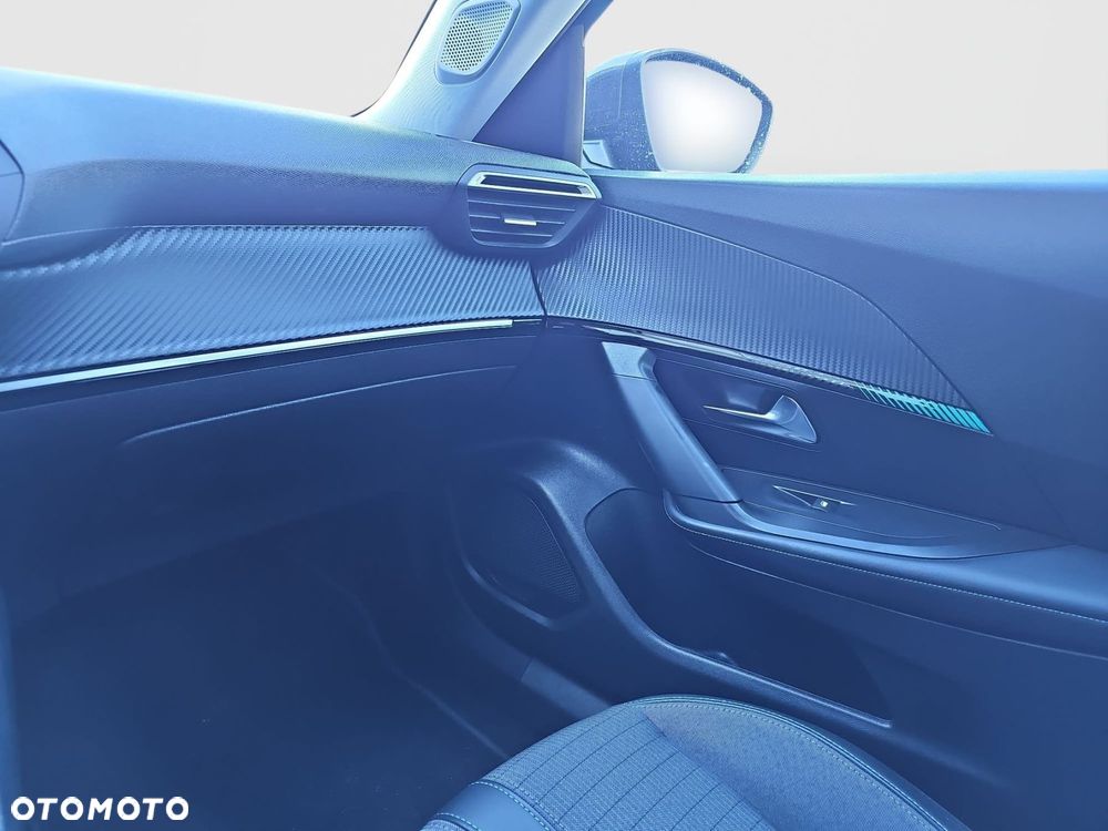 Peugeot 2008 PureTech 130 Allure S&S EAT8 - 30