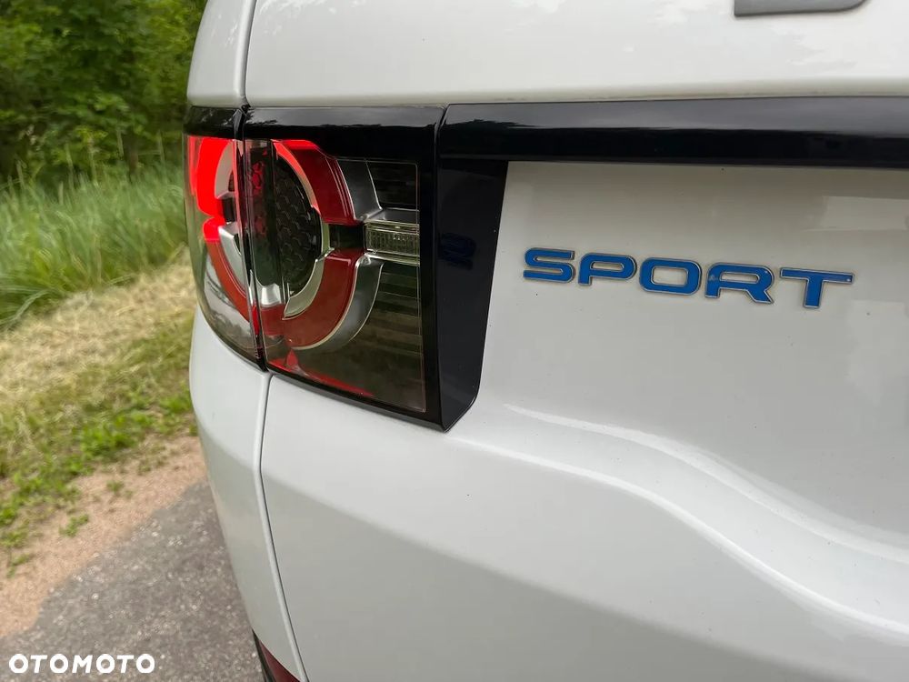 Land Rover Discovery Sport - 21