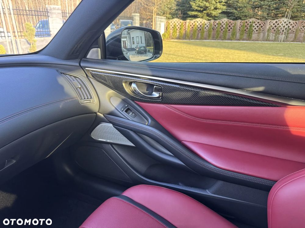 Infiniti Q60 Q60S 3.0t AWD Sport Tech - 32