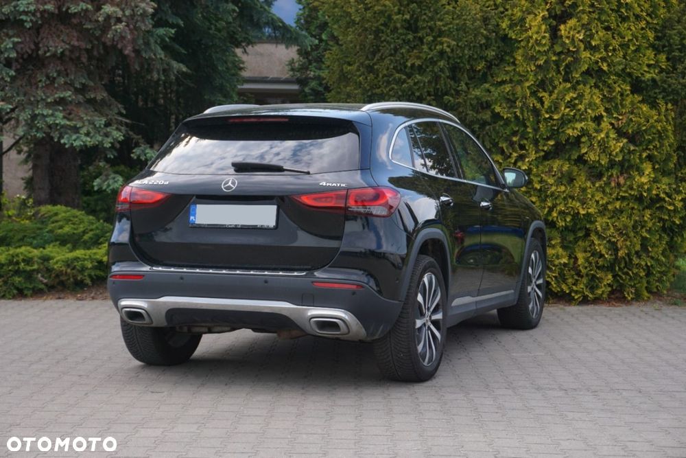 Mercedes-Benz GLA 220 d 4-Matic Progressive 8G-DCT - 6
