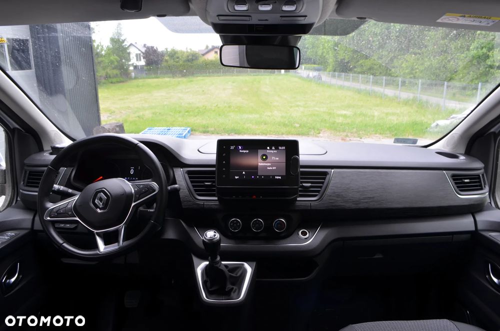 Renault Trafic - 13
