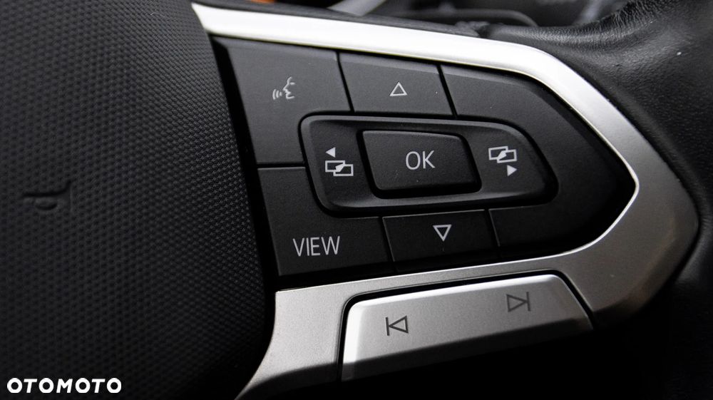 Volkswagen Passat Variant 1.5 TSI EVO Essence DSG - 20