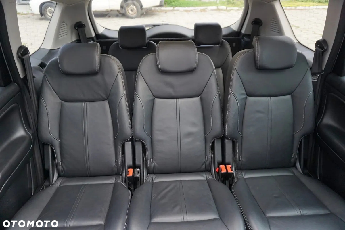 Ford S-Max 2.0 TDCi DPF Titanium X - 21