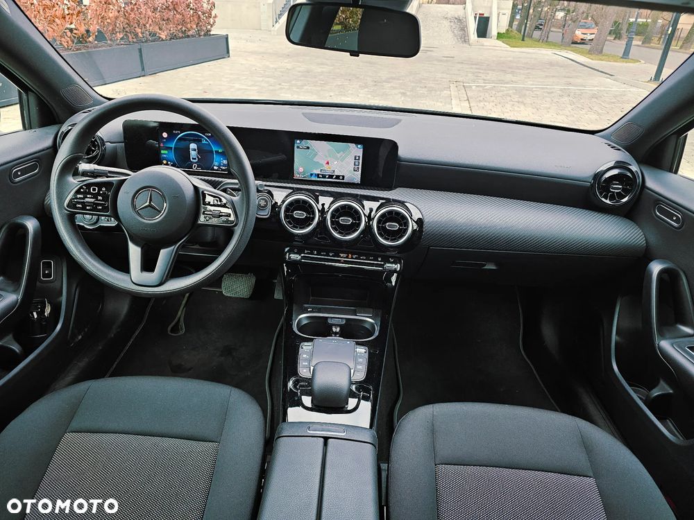 Mercedes-Benz Klasa A 250 e PHEV Progressive 8G-DCT - 23