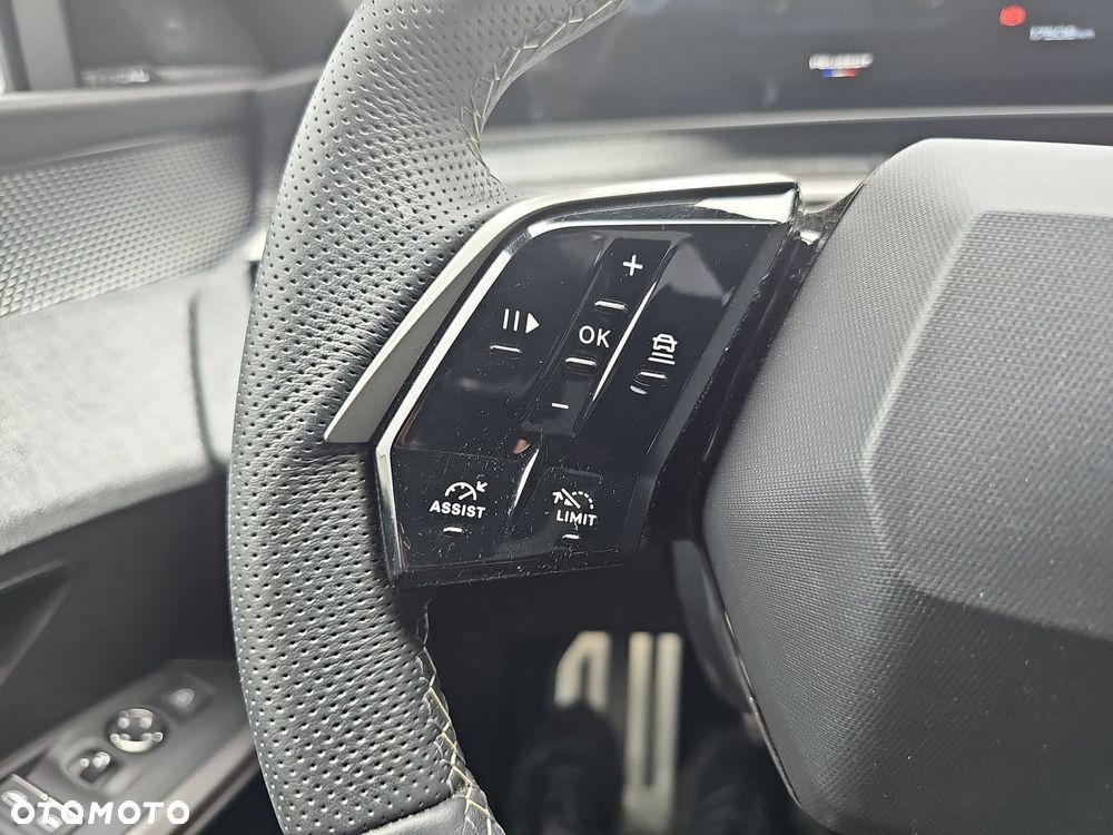 Peugeot 3008 1.2 PureTech mHEV GT S&S e-DCS6 - 14