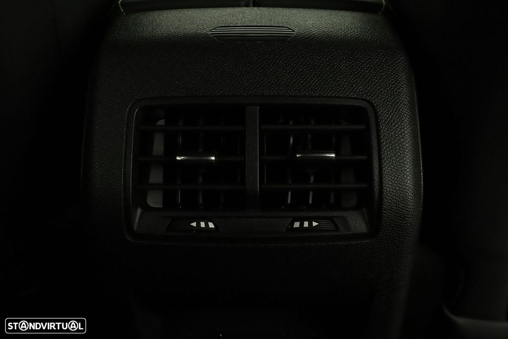 Peugeot 408 1.2 PureTech GT EAT8 - 22