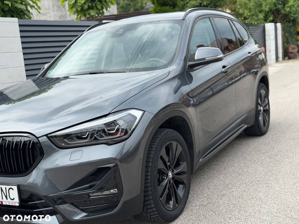 BMW X1 sDrive18i Sport Line - 38