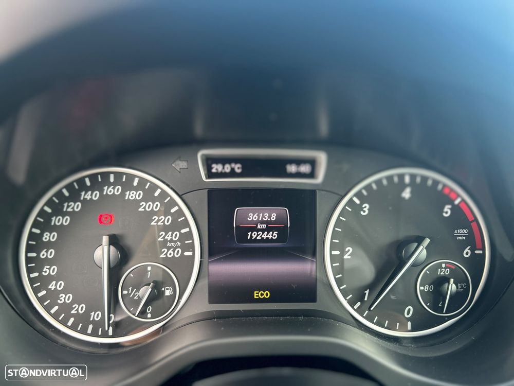 Mercedes-Benz A 160 CDI Urban - 8