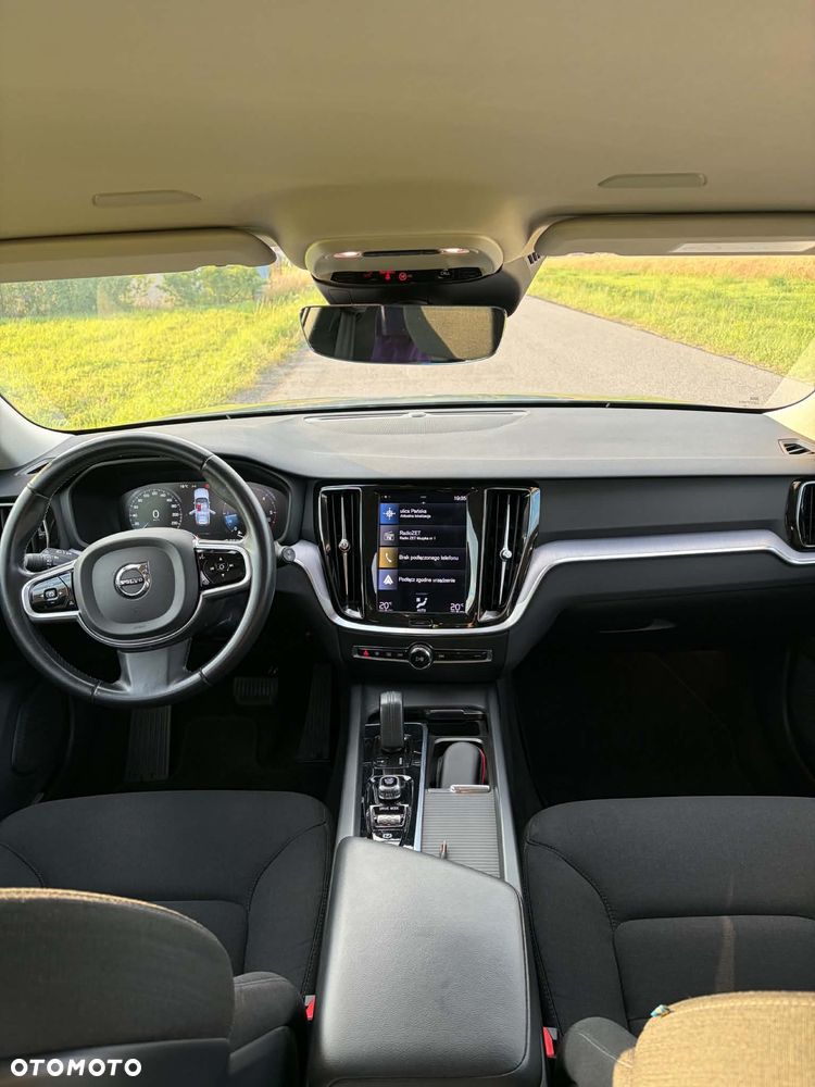 Volvo V60 Cross Country D4 AWD - 11