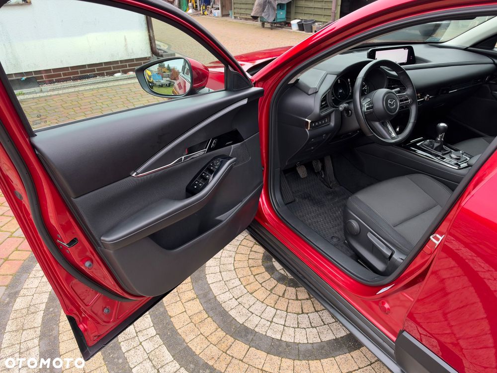 Mazda CX-30 2.0 mHEV Hikari 2WD - 32