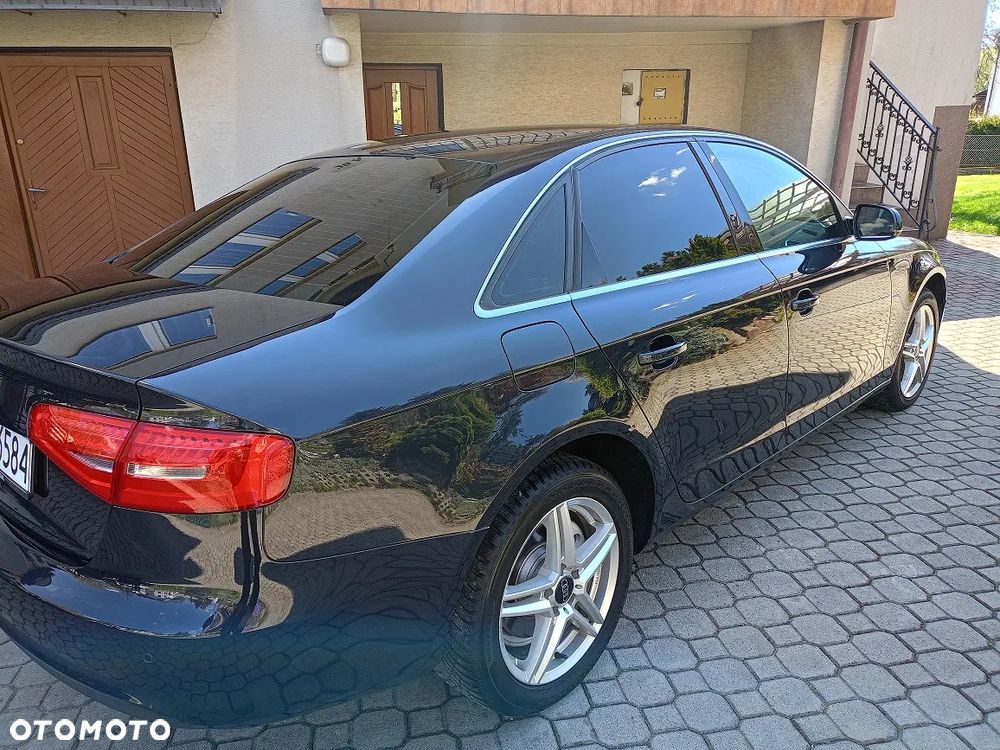 Audi A4 Limousine 2.0 TDI DPF multitronic Ambiente - 6
