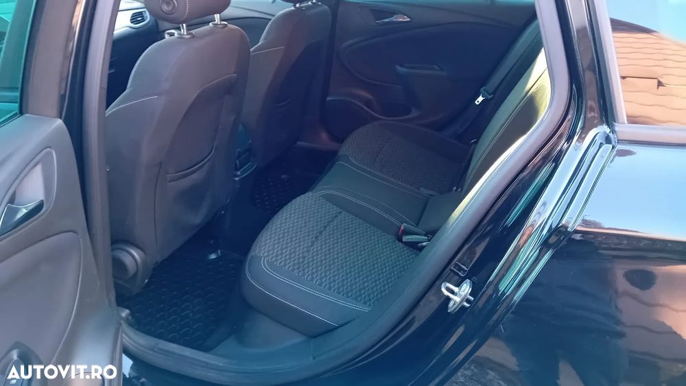 Opel Astra 1.6 D Start/Stop Innovation - 10