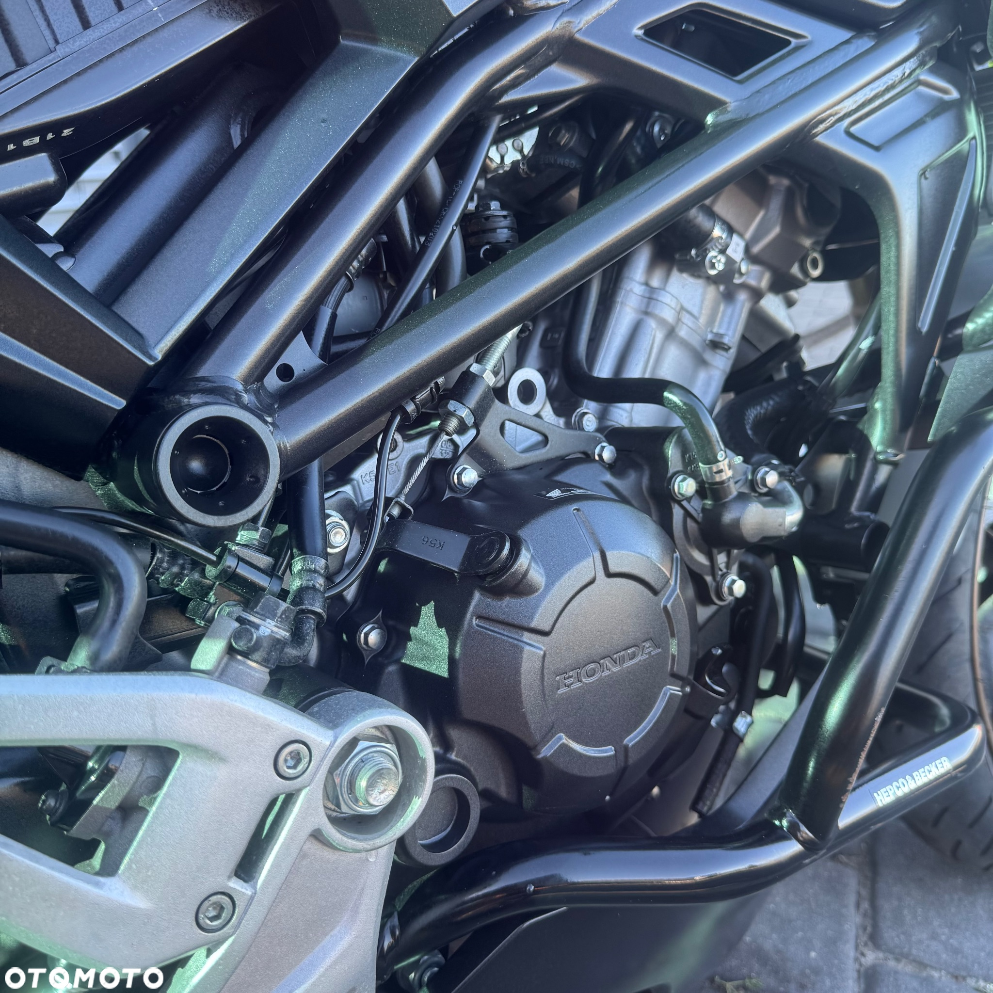 Honda CB - 8