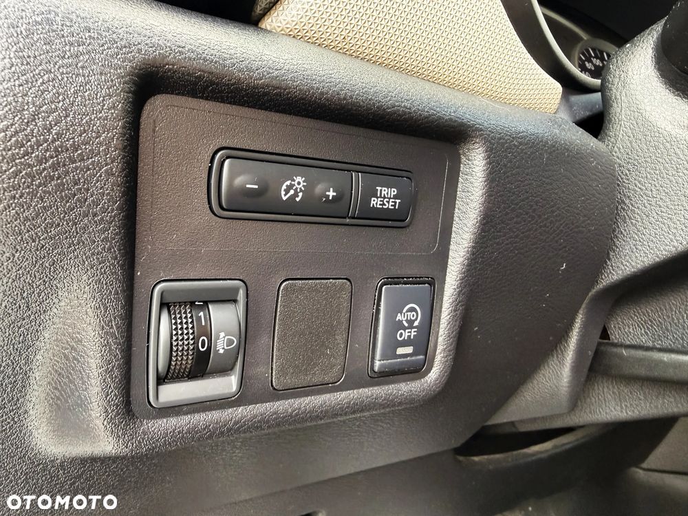 Nissan Micra 1.0 IG-T N-Tec - 17