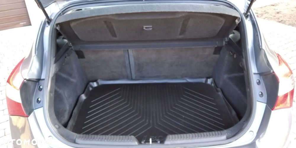 Hyundai i30 blue 1.6 GDI Trend - 24