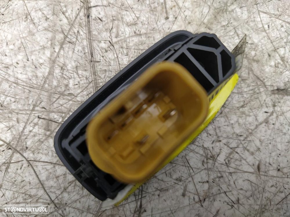 COMANDO ELEVADOR DE VIDRO FRONTAL DIREITO FORD FIESTA VI 2011 - 2