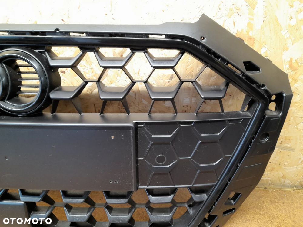AUDI A1 II ATRAPA CHŁODNICY GRILL PDC 82A853651B - 4
