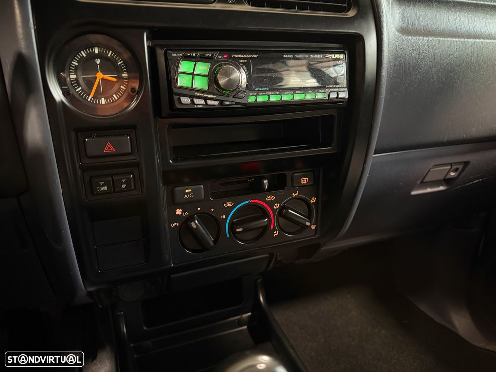 Toyota Land Cruiser 3.0 TD Pack 2 - 11