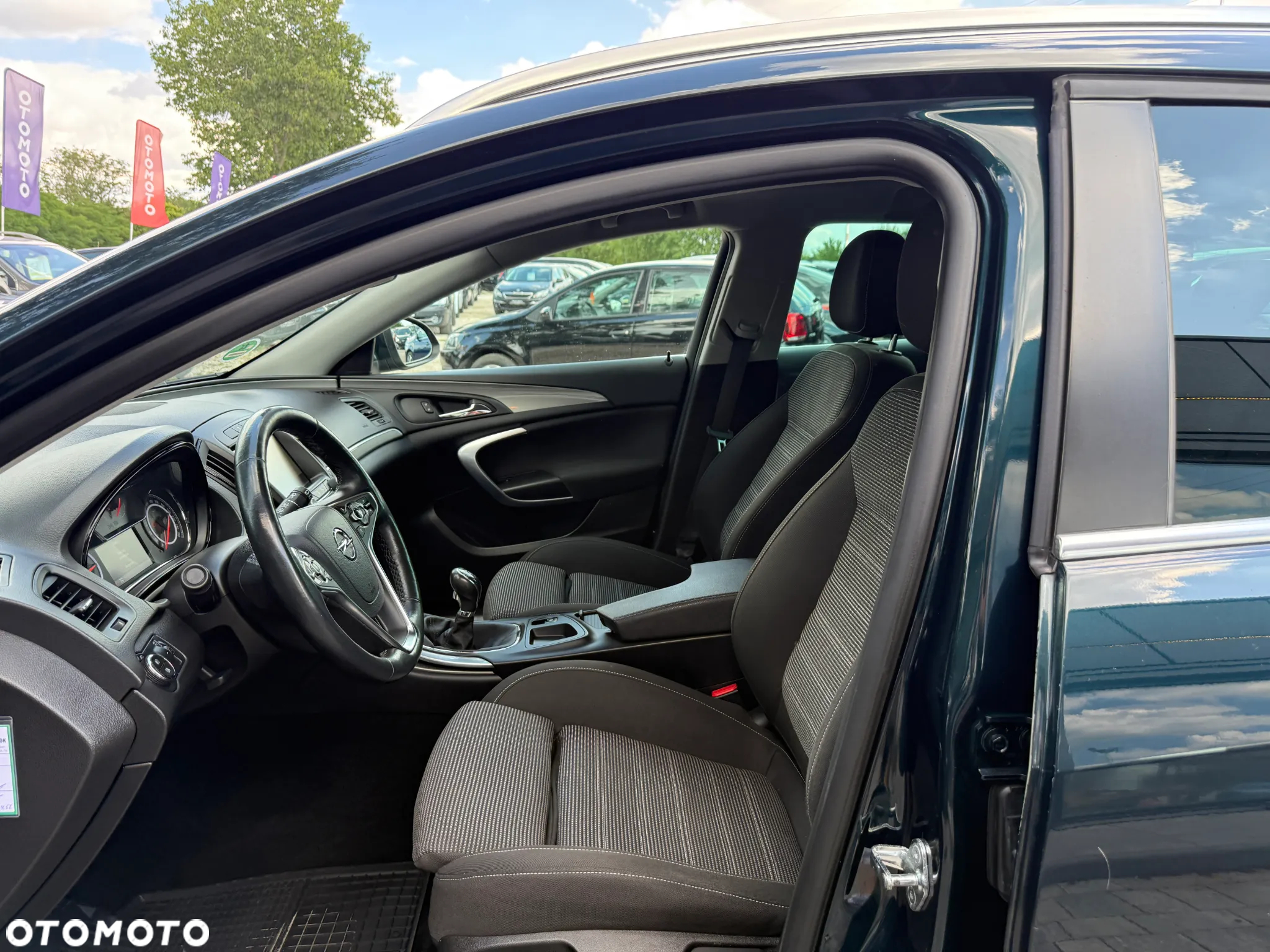 Opel Insignia 2.0 CDTI - 24