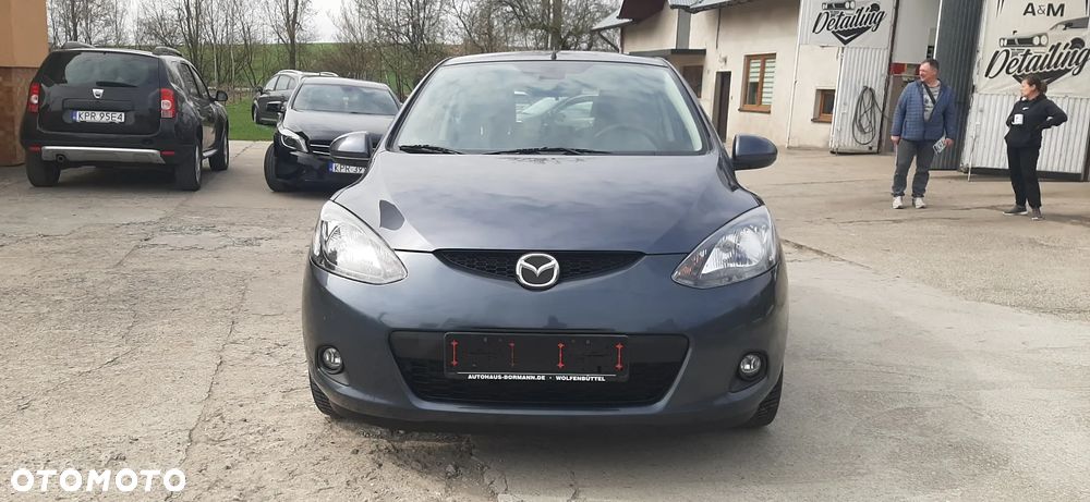 Mazda 2 - 16