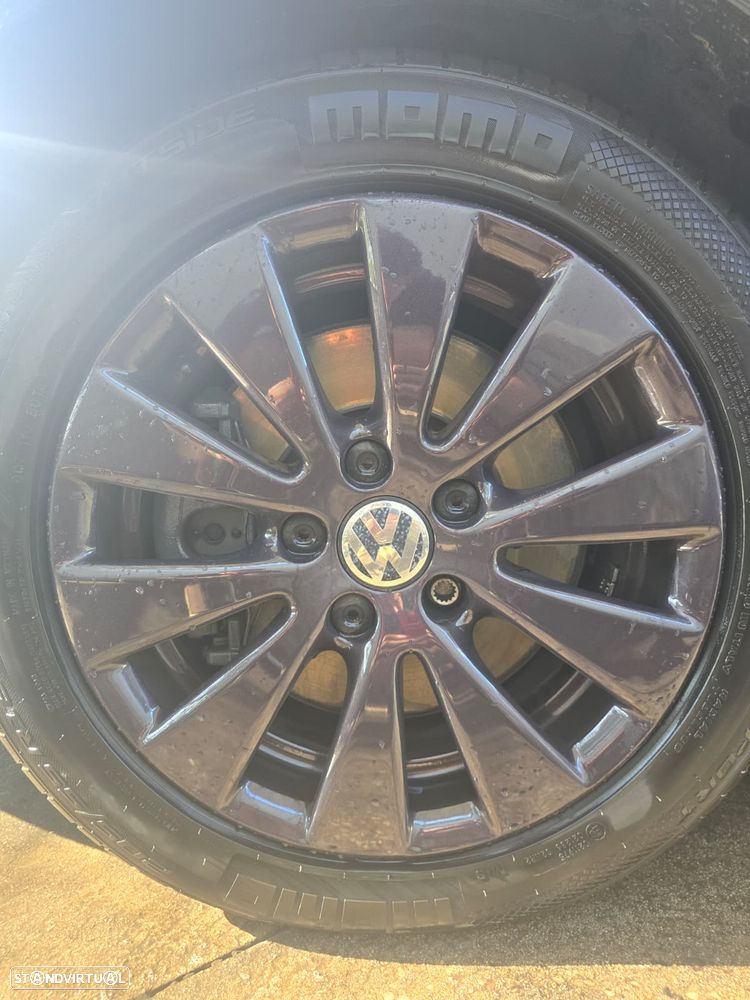 VW Passat 2.0 TDI Trendline BlueMotion - 16