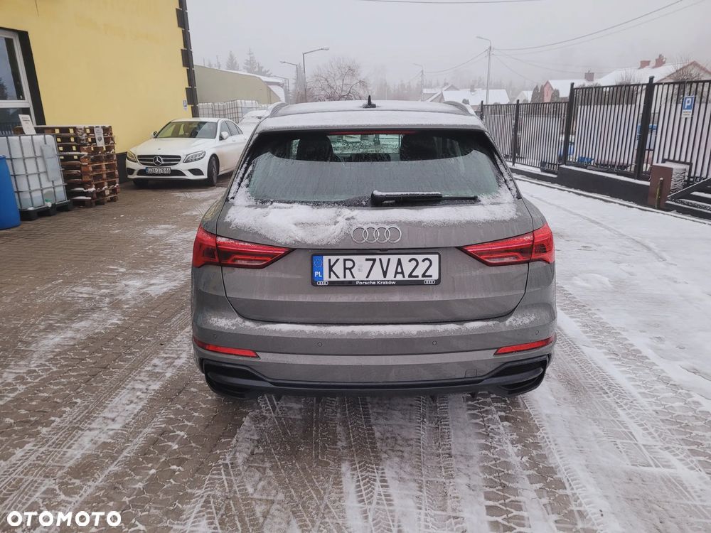 Audi Q3 35 TDI S tronic - 38