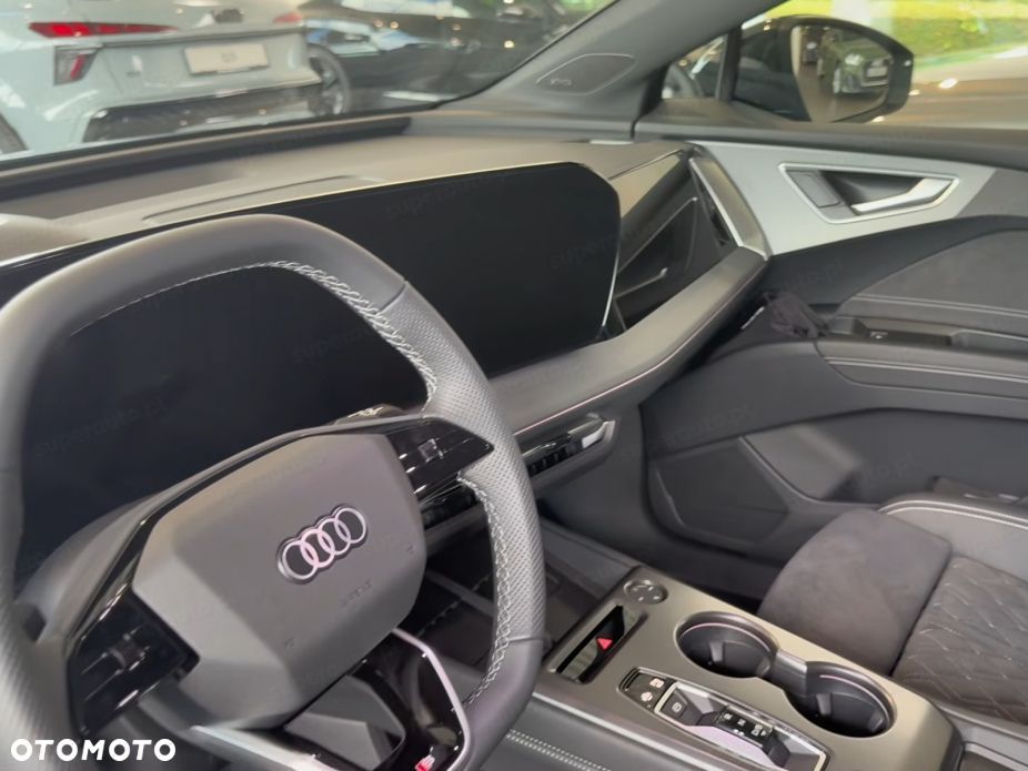 Audi Q4 e-tron - 10