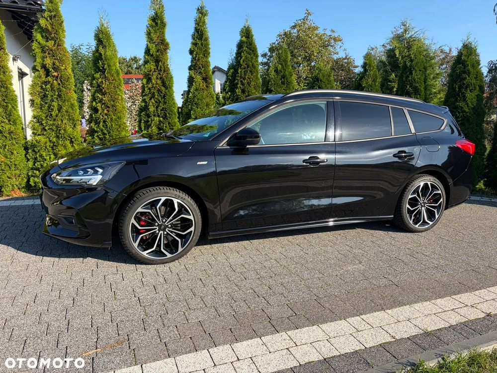 Ford Focus 1.5 EcoBoost ST-Line - 9