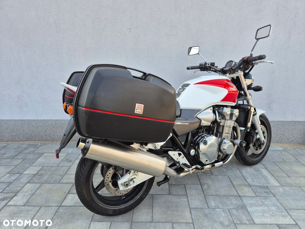 Honda CB - 11