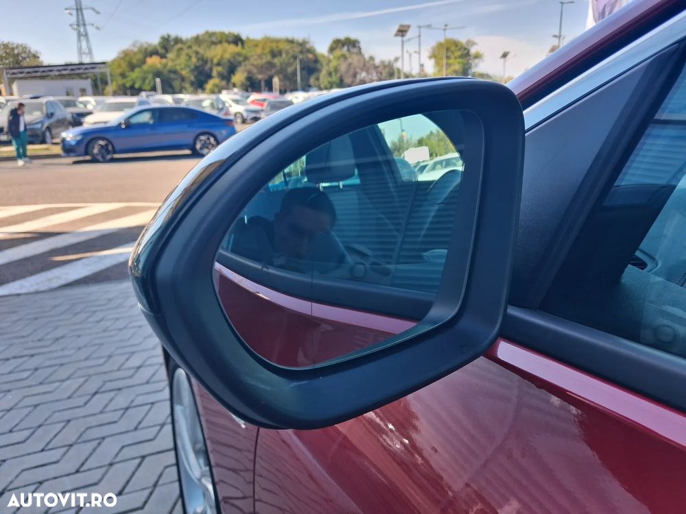 Opel Insignia - 10