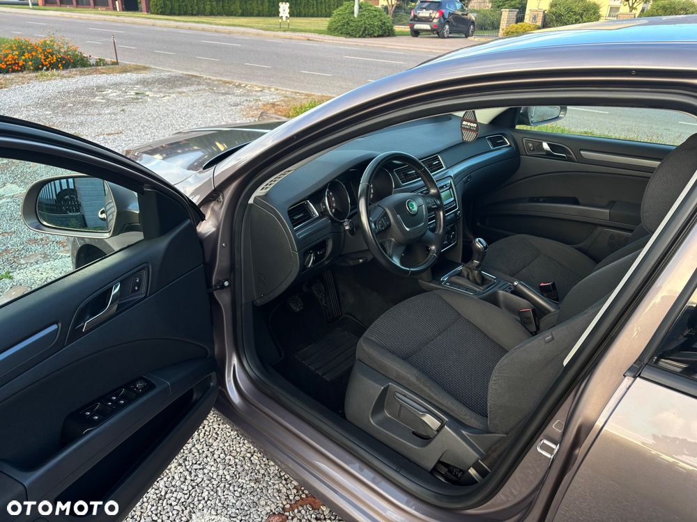 Skoda Superb - 5