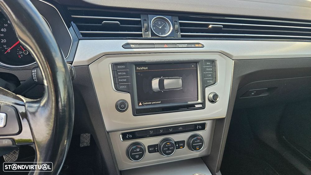 VW Passat Variant 1.6 TDI BlueMotion - 10