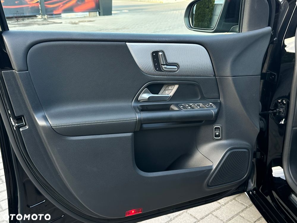 Mercedes-Benz Klasa B 180 7G-DCT Edition 2020 - 33