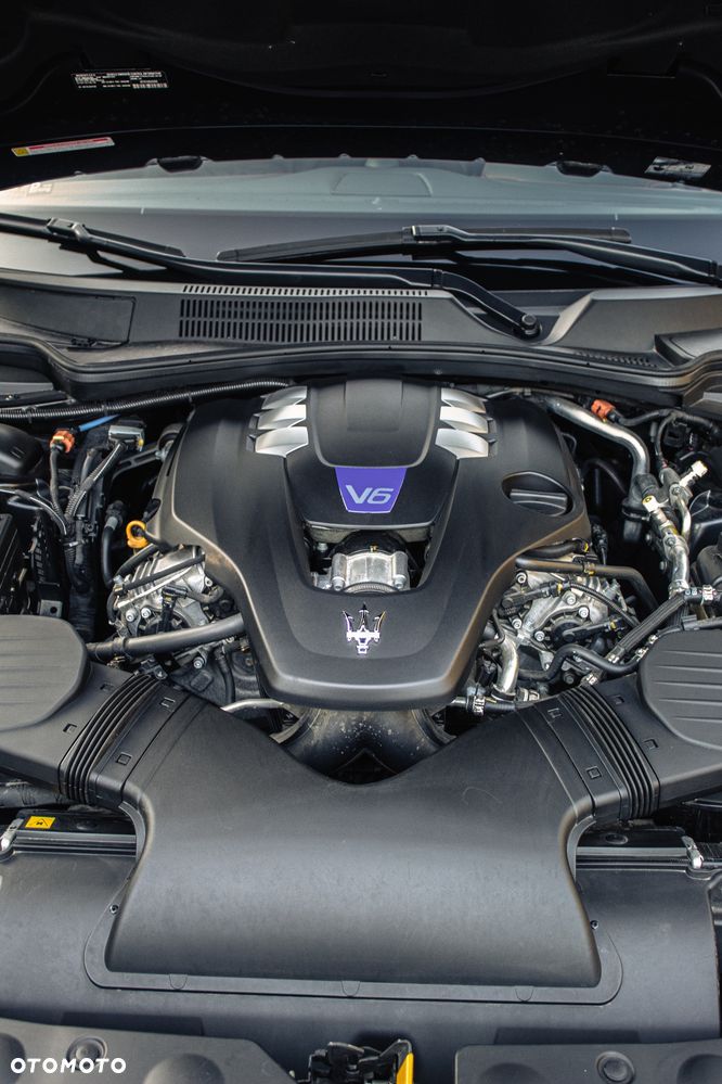 Maserati Ghibli S GranSport - 15