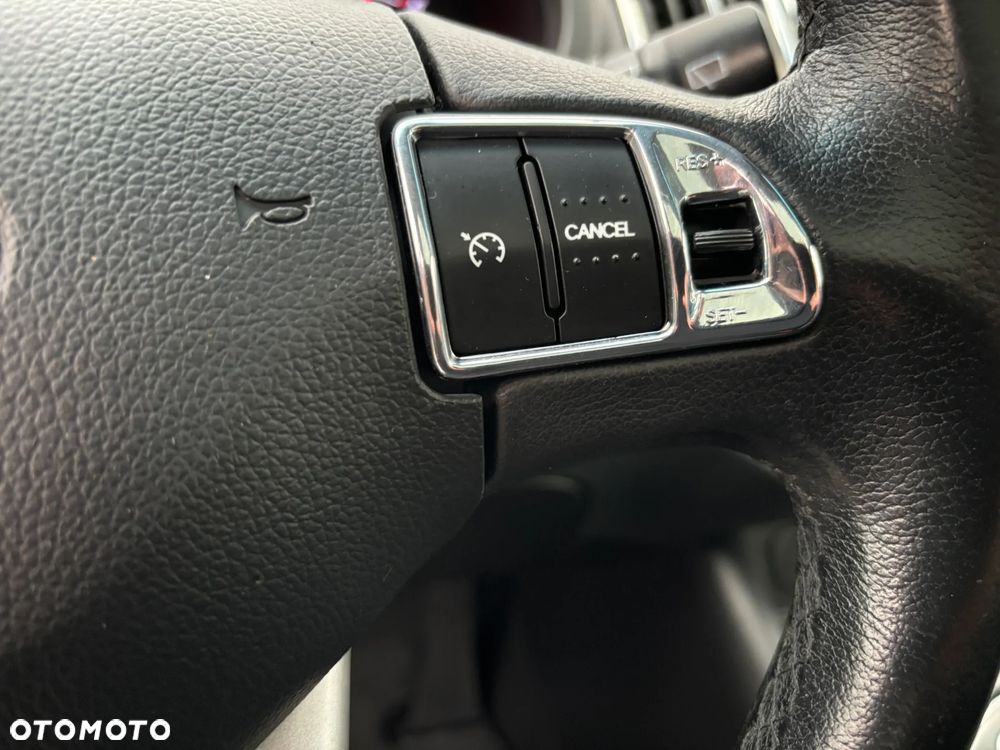 Kia Sportage 2.0 CVVT 4WD Automatik Fifa World Cup Ediition - 35