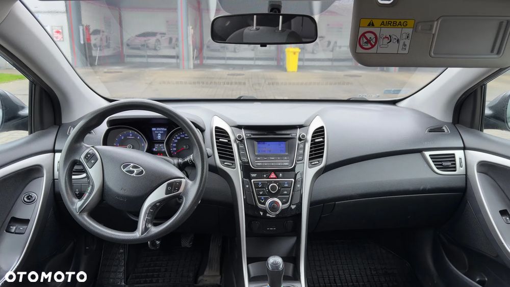 Hyundai i30 - 13
