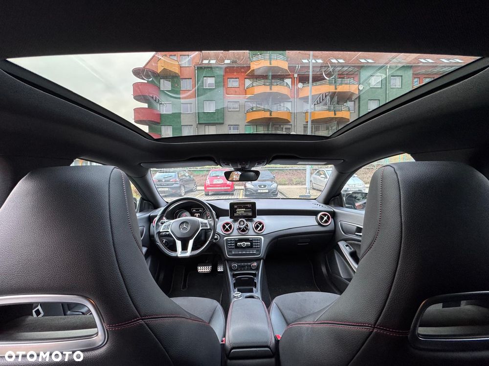 Mercedes-Benz CLA - 10