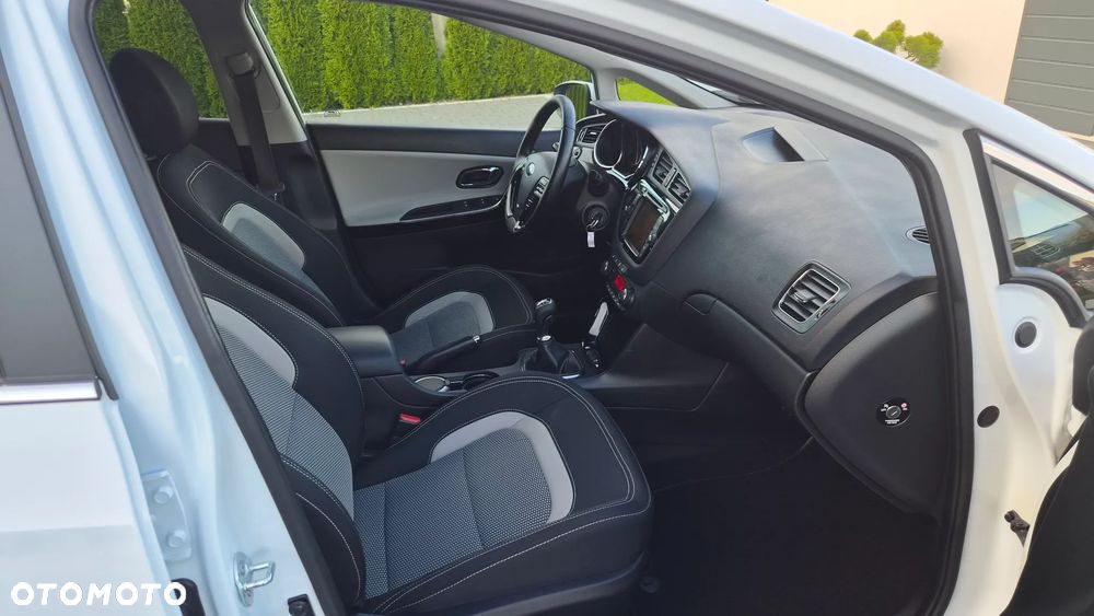 Kia Ceed 1.6 GDI Platinum Edition - 14