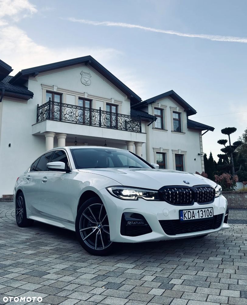 BMW Seria 3 330i xDrive M Sport - 8