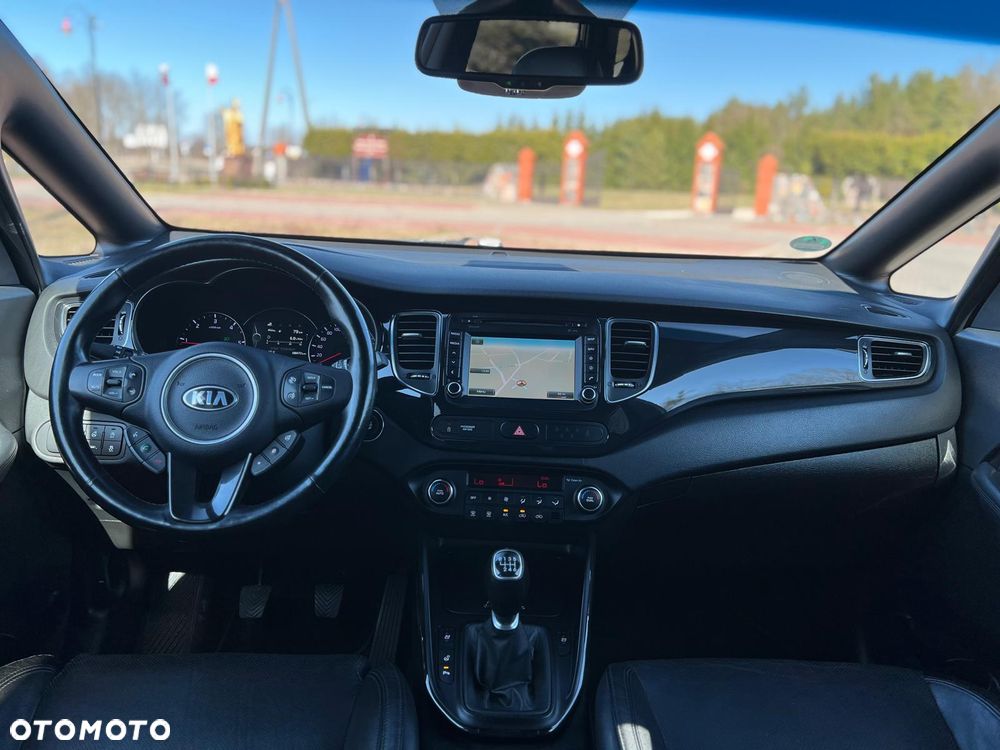 Kia Carens 1.7 CRDi Edition 7 - 9
