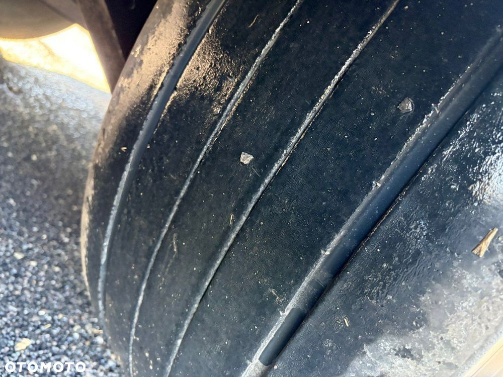 Wielton Firana Standard, Dach podnoszony, Oś podnoszona - 15