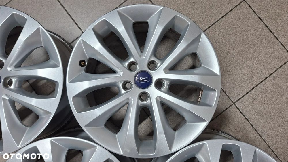 Felgi Aluminiowe 17 Ford Kuga 5x108 ET 52.5 - 8