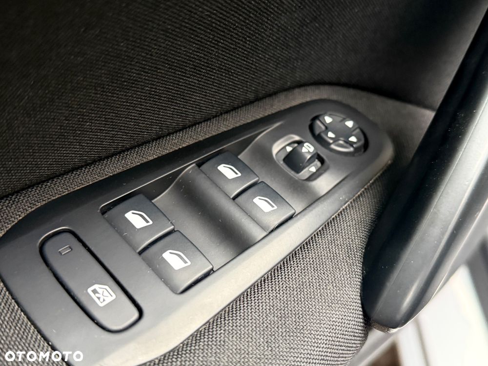 Peugeot 308 BlueHDi FAP 150 Stop&Start Automatik Allure - 20