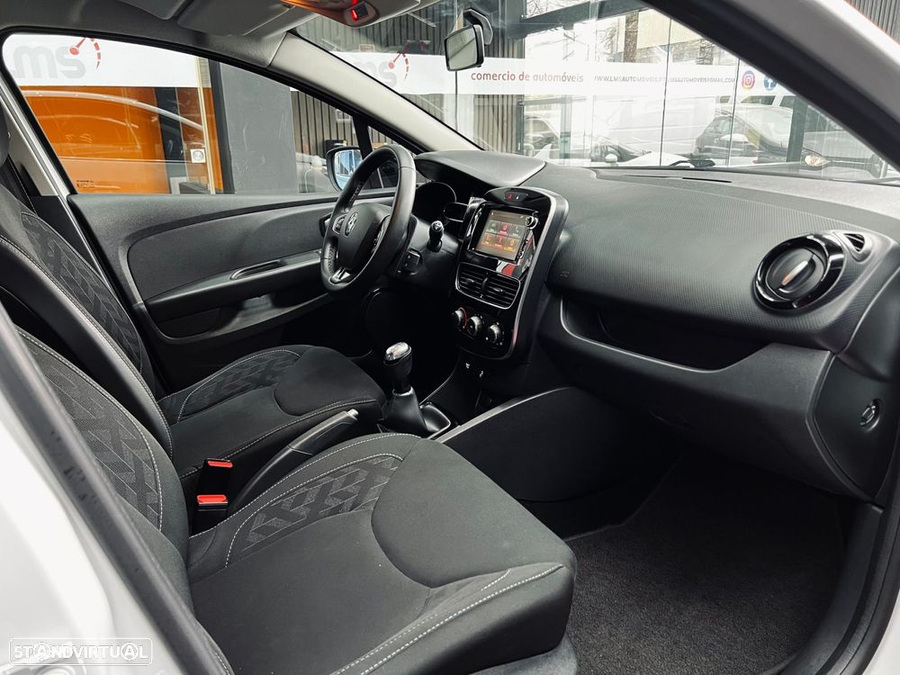 Renault Clio 0.9 TCe Limited Bi-Fuel - 13