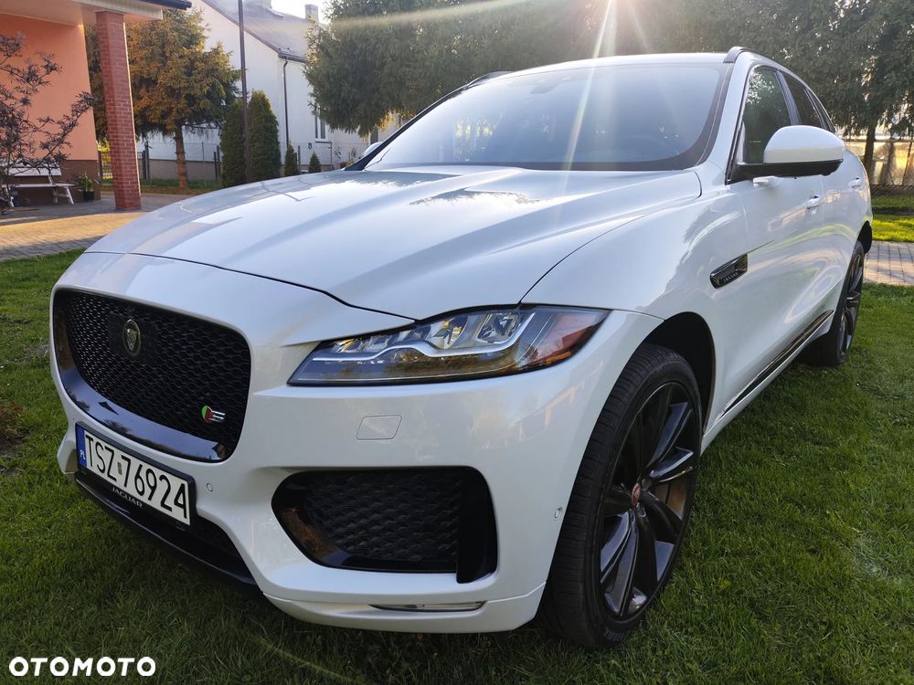 Jaguar F-Pace 3.0 V6 AWD S - 1