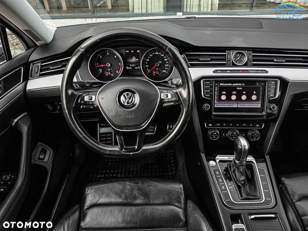 Volkswagen Passat Alltrack 2.0 TDI SCR 4Motion DSG - 24