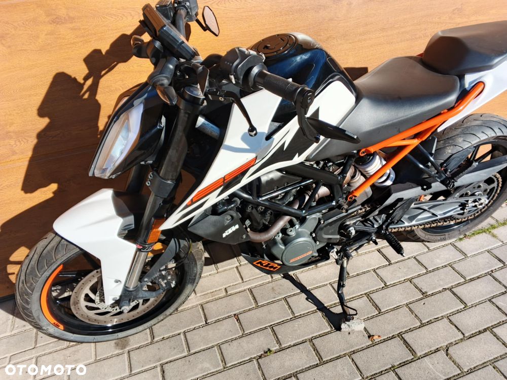 KTM Duke - 4