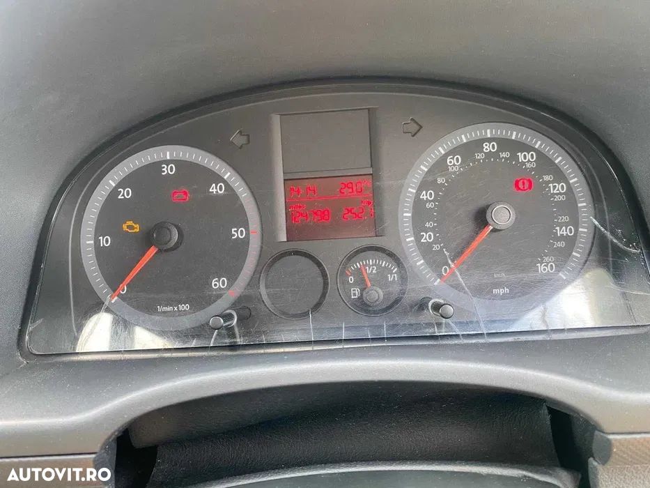 Volkswagen Caddy Maxi - 4