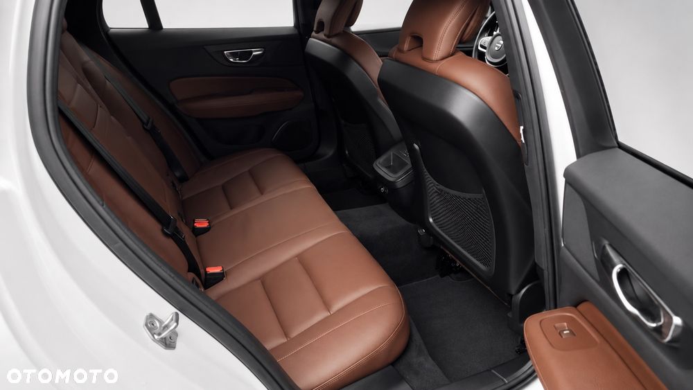 Volvo V60 D4 AWD Geartronic Inscription - 13