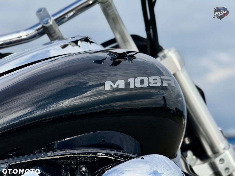 Suzuki Boulevard - 19